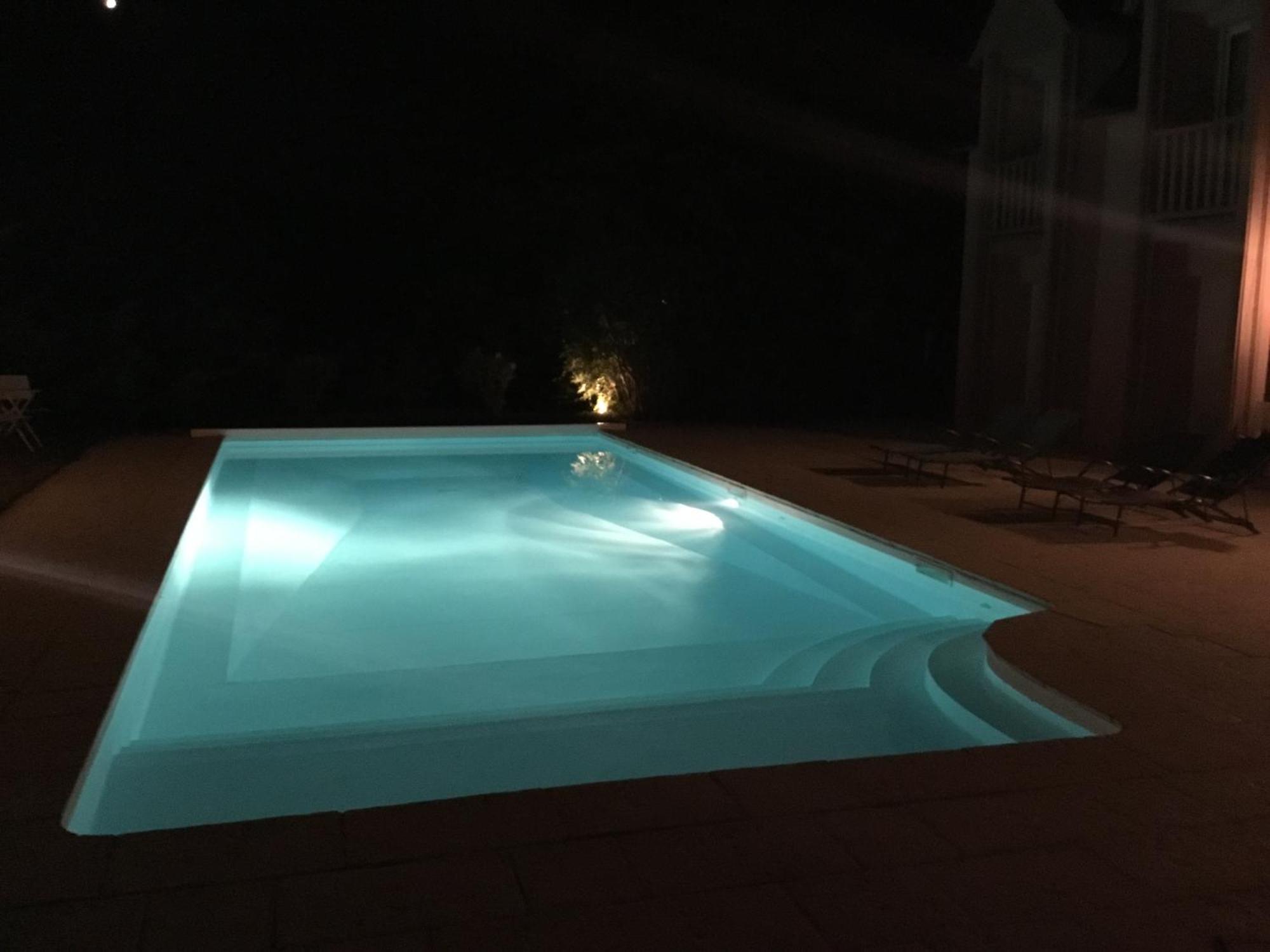 Le Clos De Rose Ussac Esterno foto
