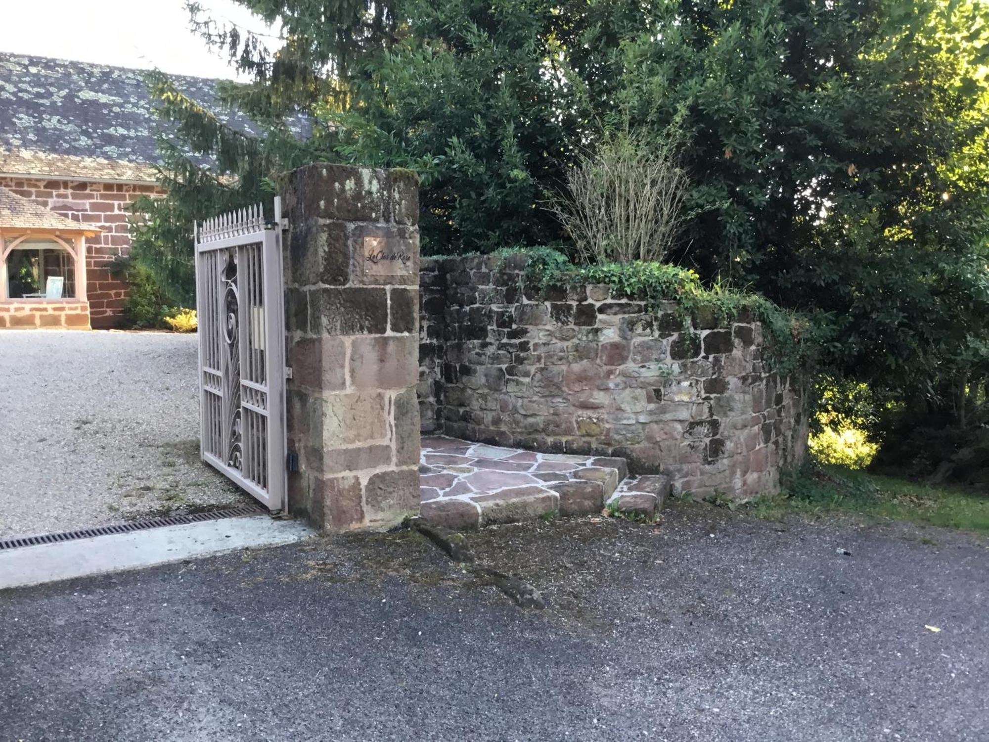 Le Clos De Rose Ussac Esterno foto